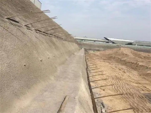 曹妃甸河道边坡加固